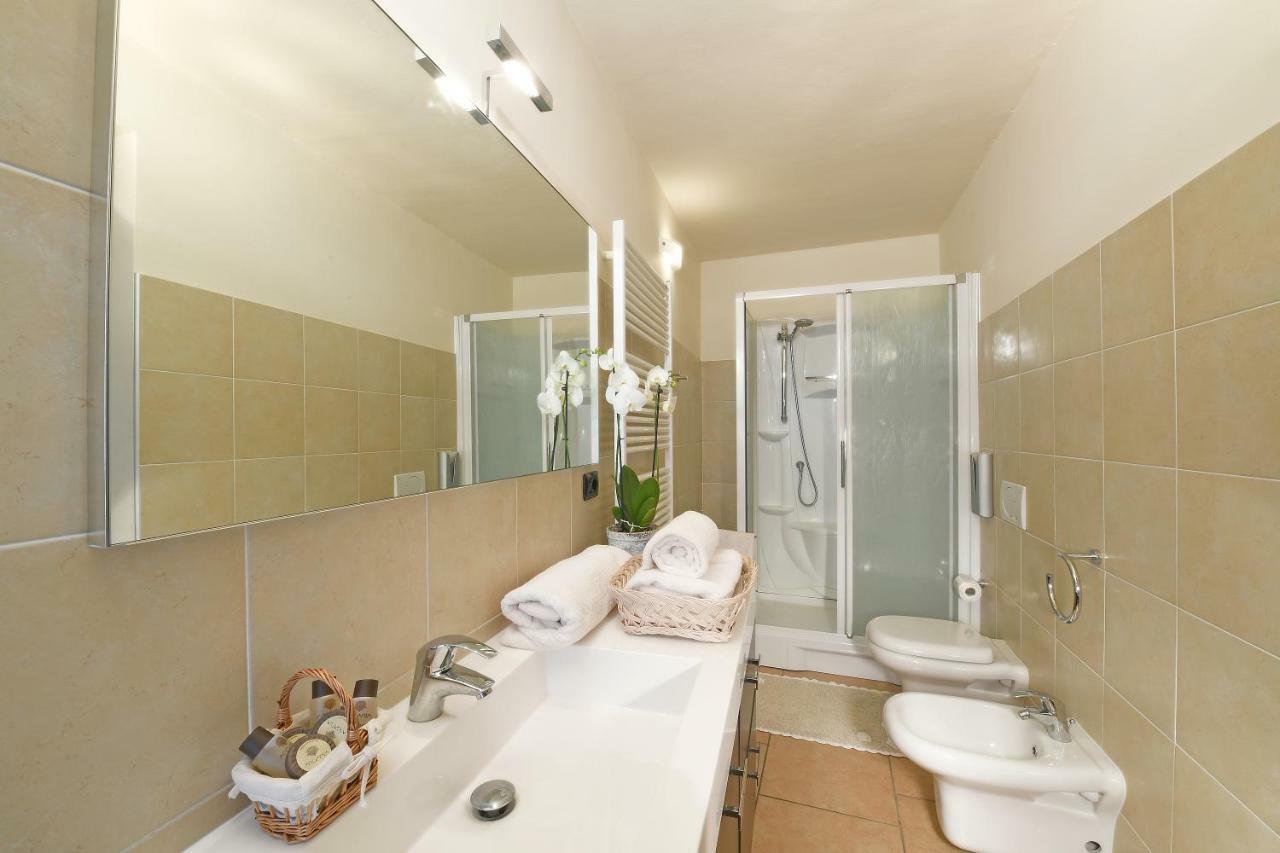 Vista Sulle Langhe Bed and Breakfast Carrù Εξωτερικό φωτογραφία
